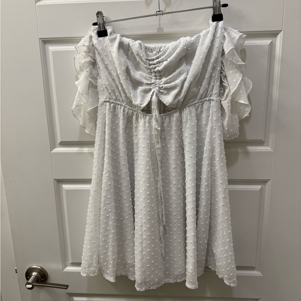 Elegant White Off-Shoulder Women's Dress